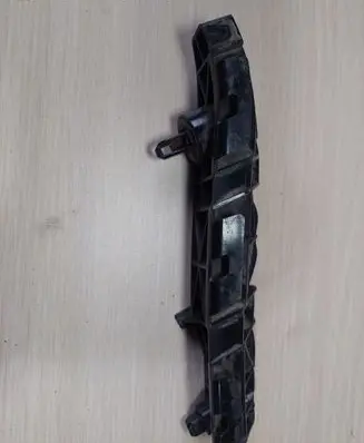 Lexus IS 220D-250-350 Front bumper mounting bracket 5253653011
