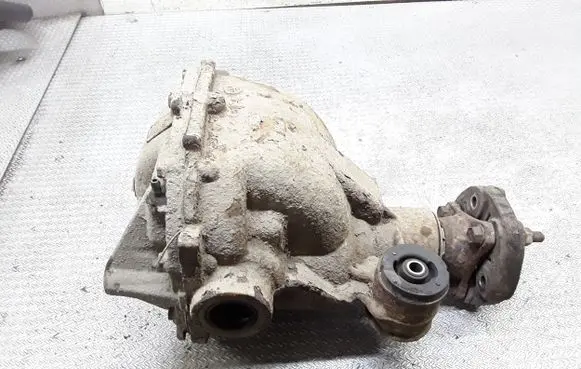 Lincoln LS Rear differential 4A028BA