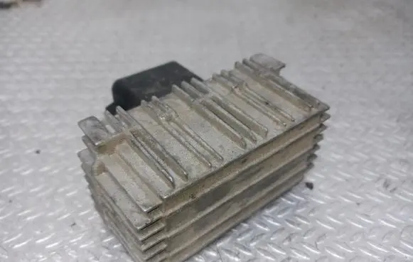 Opel Signum Glow plug pre-heat relay 09132691