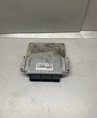 Renault Scenic I Engine control unit/module 8200076093 0281001934 H0M8200039569