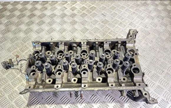Ford Transit Engine head 6C1Q6090 6C1Q6090AF