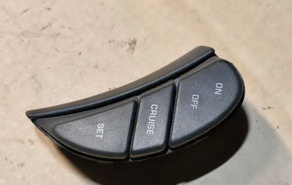 Chrysler Sebring (ST-22 - JR) Cruise control switch 