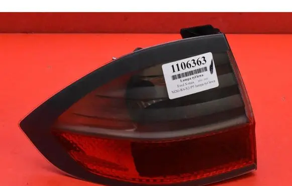 Ford S-MAX Rear/tail lights