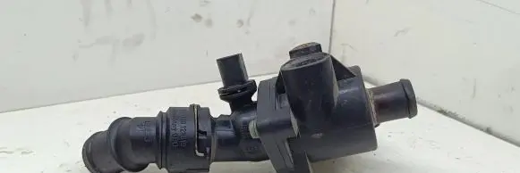 Volkswagen PASSAT B6 Engine coolant pipe/hose 06F121111 190603