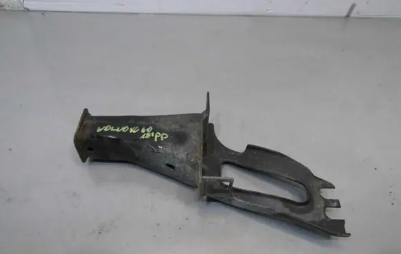 Volvo XC60 Front bumper shock/impact absorber 