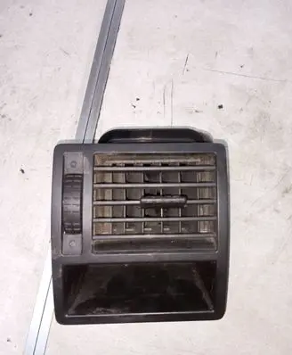 Volkswagen Transporter - Caravelle T5 Dashboard side air vent grill/cover trim 7H1819204A