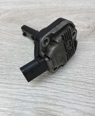 Volkswagen Caddy Oil level sensor 6PR00807903 1J0907660C