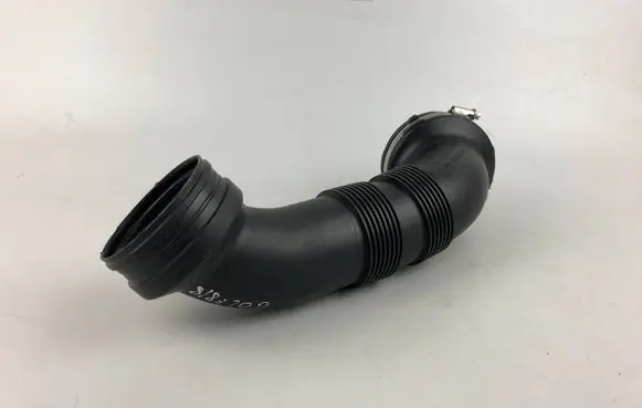 Volkswagen Golf VIII Air intake hose/pipe 05E129651A