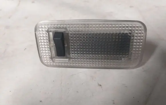 Toyota Avensis T250 Front door interior light 8124005041 8124005051