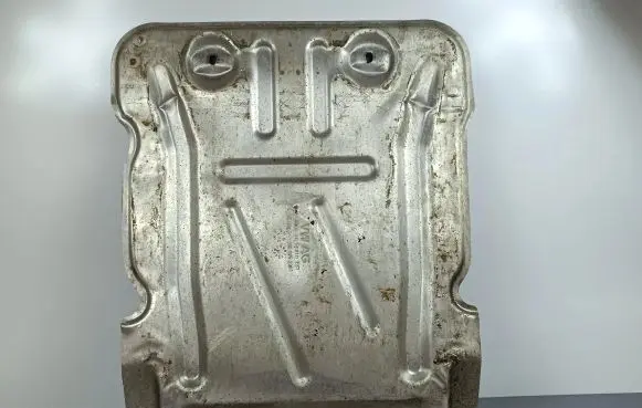 Engine splash shield/under tray