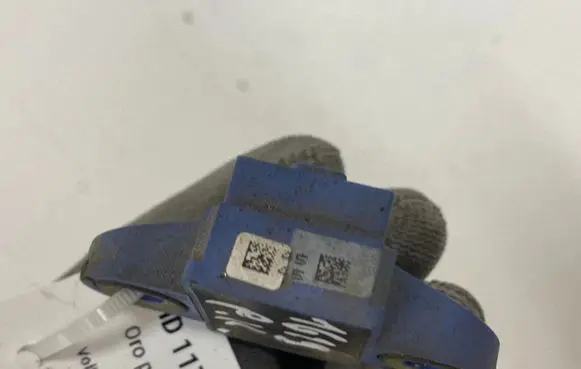 Volkswagen PASSAT B6 Airbag deployment crash/impact sensor 1K0955557A
