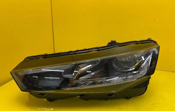 Skoda Scala Headlight/headlamp 655941015A