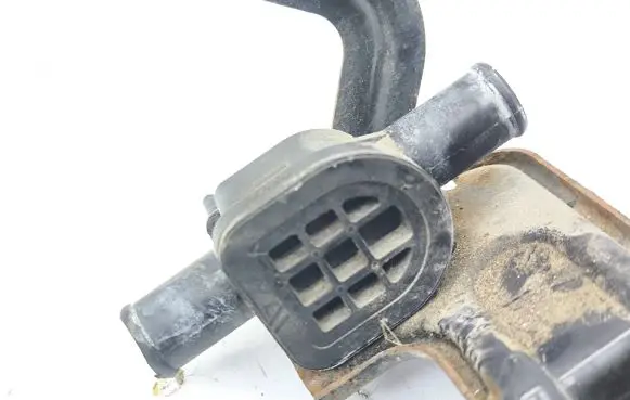Honda Civic IX Coolant heater control valve 