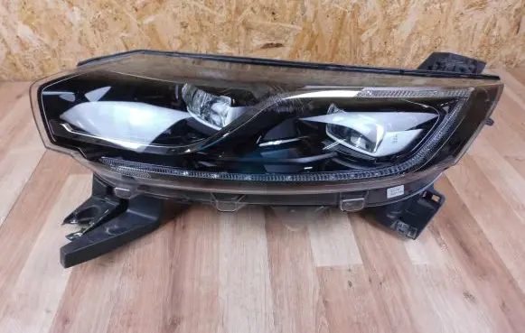 Renault Espace V (RFC) Headlight/headlamp 260608372R