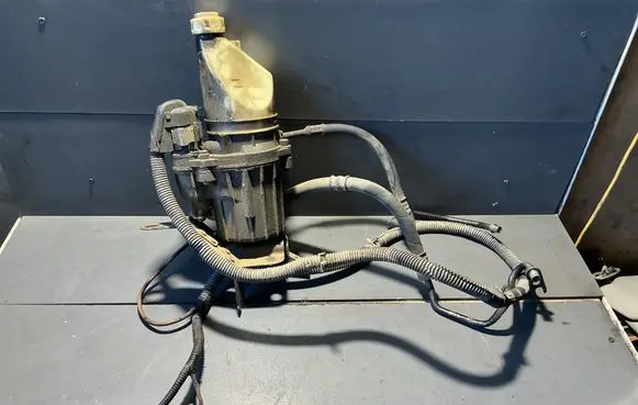 Opel Astra H Power steering pump 13188613 7625955128 04131013