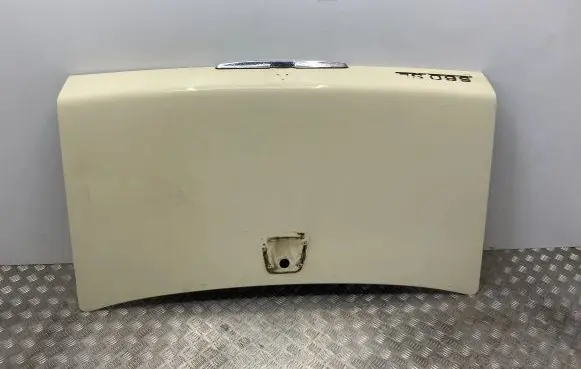 Mercedes-Benz SLC C107 Tailgate/trunk/boot lid A1077501875 1077501875