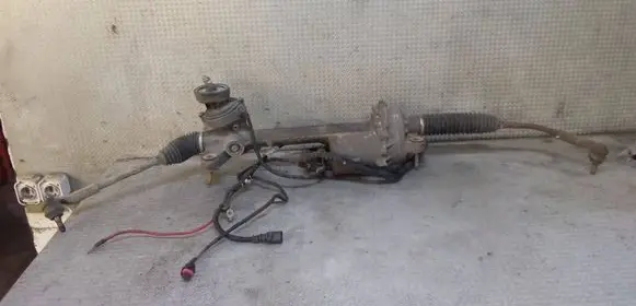 Volkswagen PASSAT B7 Steering rack 5N1909144M 3C1423050M