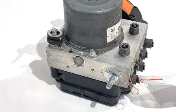 Peugeot 308 SW ABS Pump 9850523280