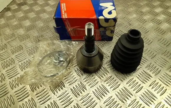 Rear driveshaft