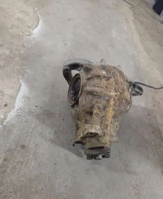 Mercedes-Benz Vito Viano W639 Rear differential A6393501414 3611