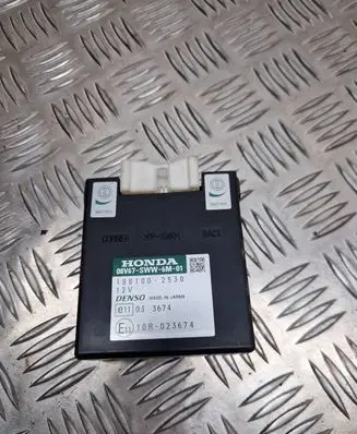 Honda CR-V Parking PDC control unit/module 1881002530 10R023674 08V67SWW6M01