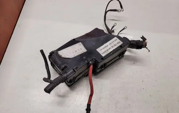 Volvo V50 Fuse module 8688040 518818000