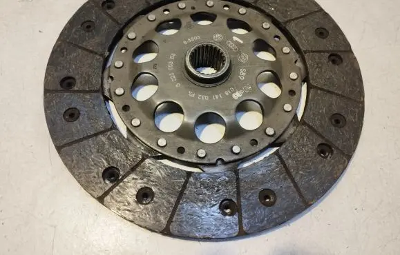 Audi A4 S4 B5 8D Clutch pressure plate 038141032PX 302380308