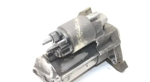 Nissan Qashqai Starter motor 233000379R