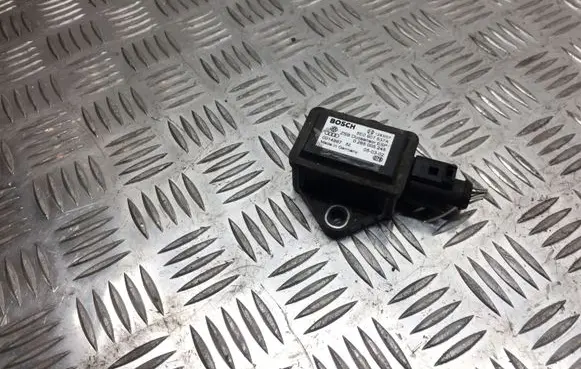 Audi A4 S4 B6 8E 8H ESP acceleration yaw rate sensor 8E0907637A