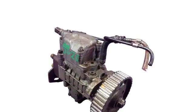 Volkswagen Golf IV Fuel injection high pressure pump 