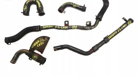 KIA Sorento Engine coolant pipe/hose