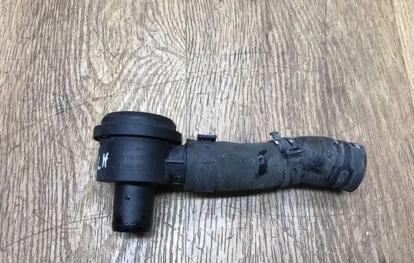 Porsche Macan (95B) EGR valve 06A145710P