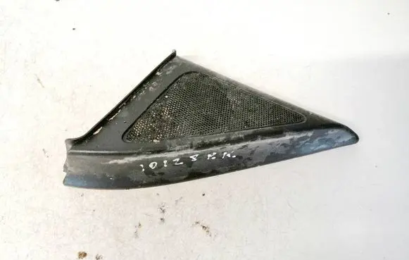 Audi Q3 8U Side speaker trim/cover 8u0035423a
