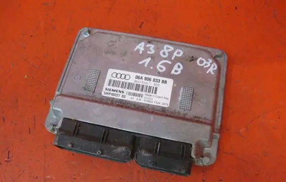 Audi A3 S3 8P Engine control unit/module 06A906033BB 5WP40227