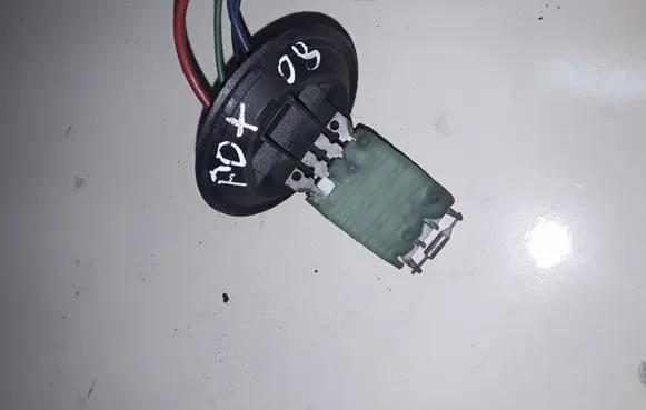Volkswagen Fox Heater blower motor/fan resistor