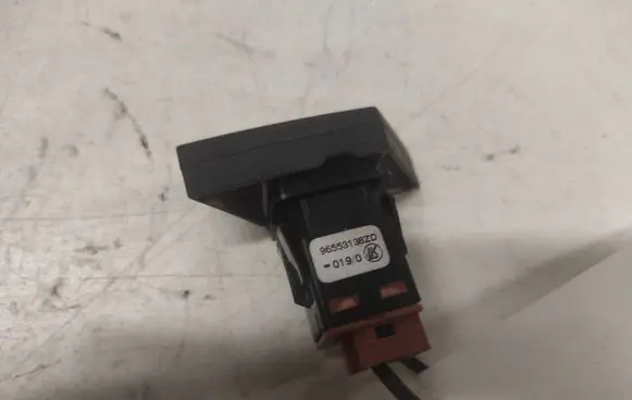 Citroen C4 Grand Picasso ESP (stability program) switch 96553138ZD