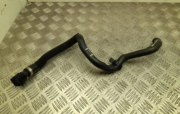BMW 5 G60 G61 Engine coolant pipe/hose 5B72402