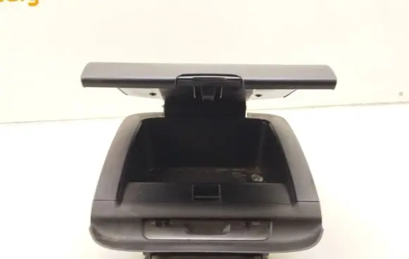 Subaru Forester SG Glove box central console 