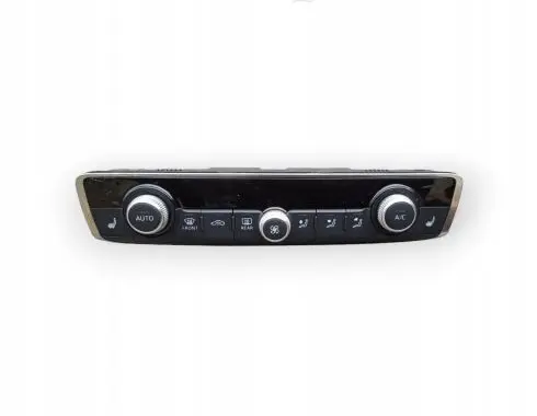 Audi A3 S3 8V Climate control unit 8V0820043A