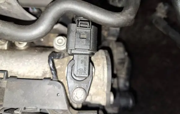 Camshaft position sensor
