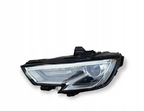 Audi A3 S3 8V Headlight/headlamp 8V0941005E
