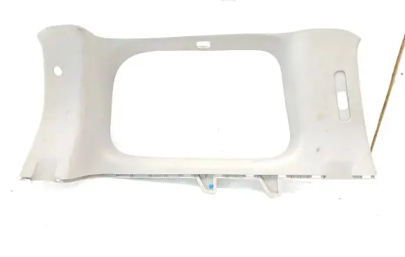 (D)pillar trim (top)