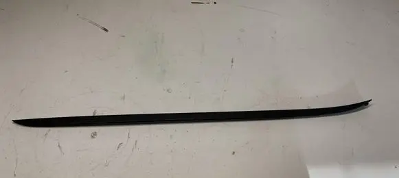 Hyundai i30 Windshield trim 