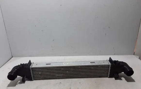 Mercedes-Benz C W204 Intercooler radiator A2045000000