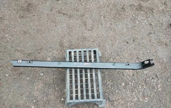 Renault Trafic III (X82) Sliding door middle rail 