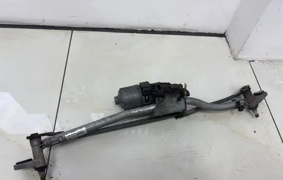 Audi A4 S4 B6 8E 8H Front wiper linkage and motor 3398009897 8E1955603D