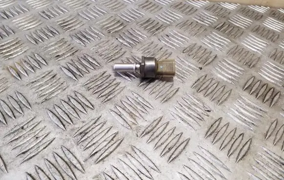 Fuel pressure sensor