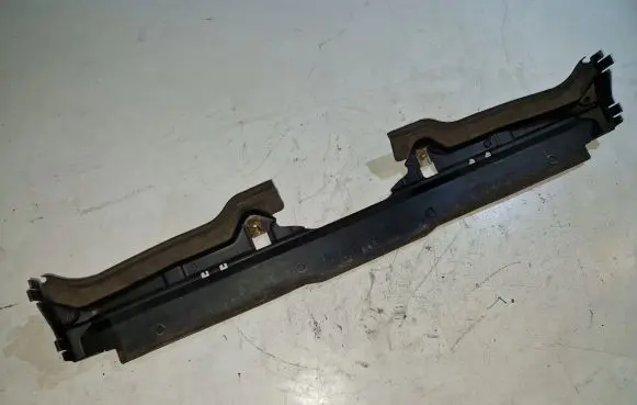 BMW 3 F30 F35 F31 Radiator trim 51717011217