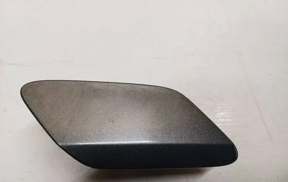 Volkswagen Tiguan Headlight washer spray nozzle cap/cover 5NA807938
