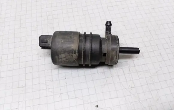 Opel Astra G Windscreen/windshield washer pump